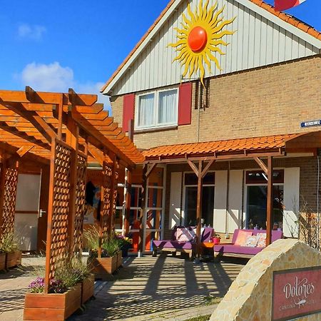 Hotel Dolores Ameland 네스 외부 사진
