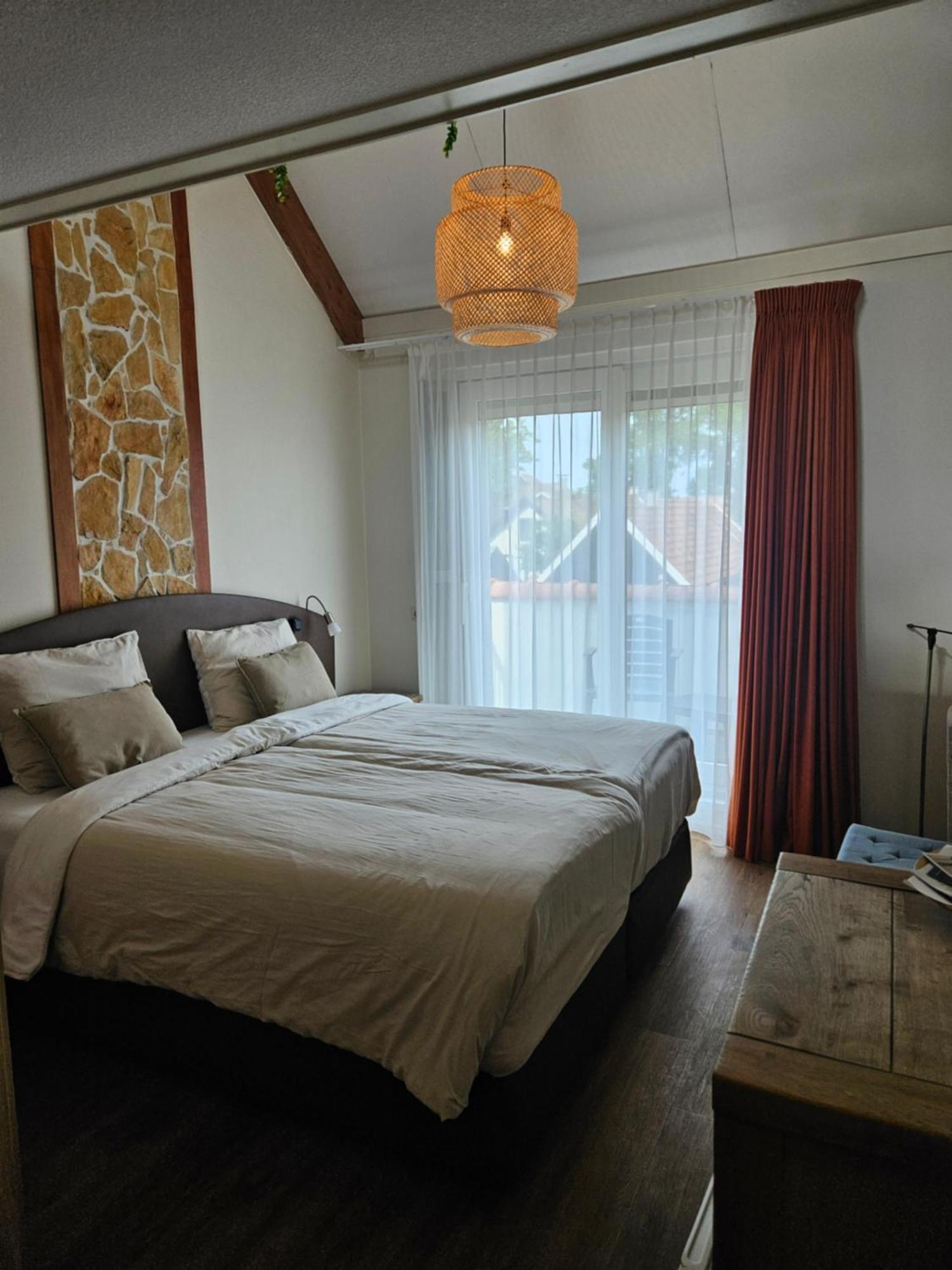 Hotel Dolores Ameland 네스 외부 사진