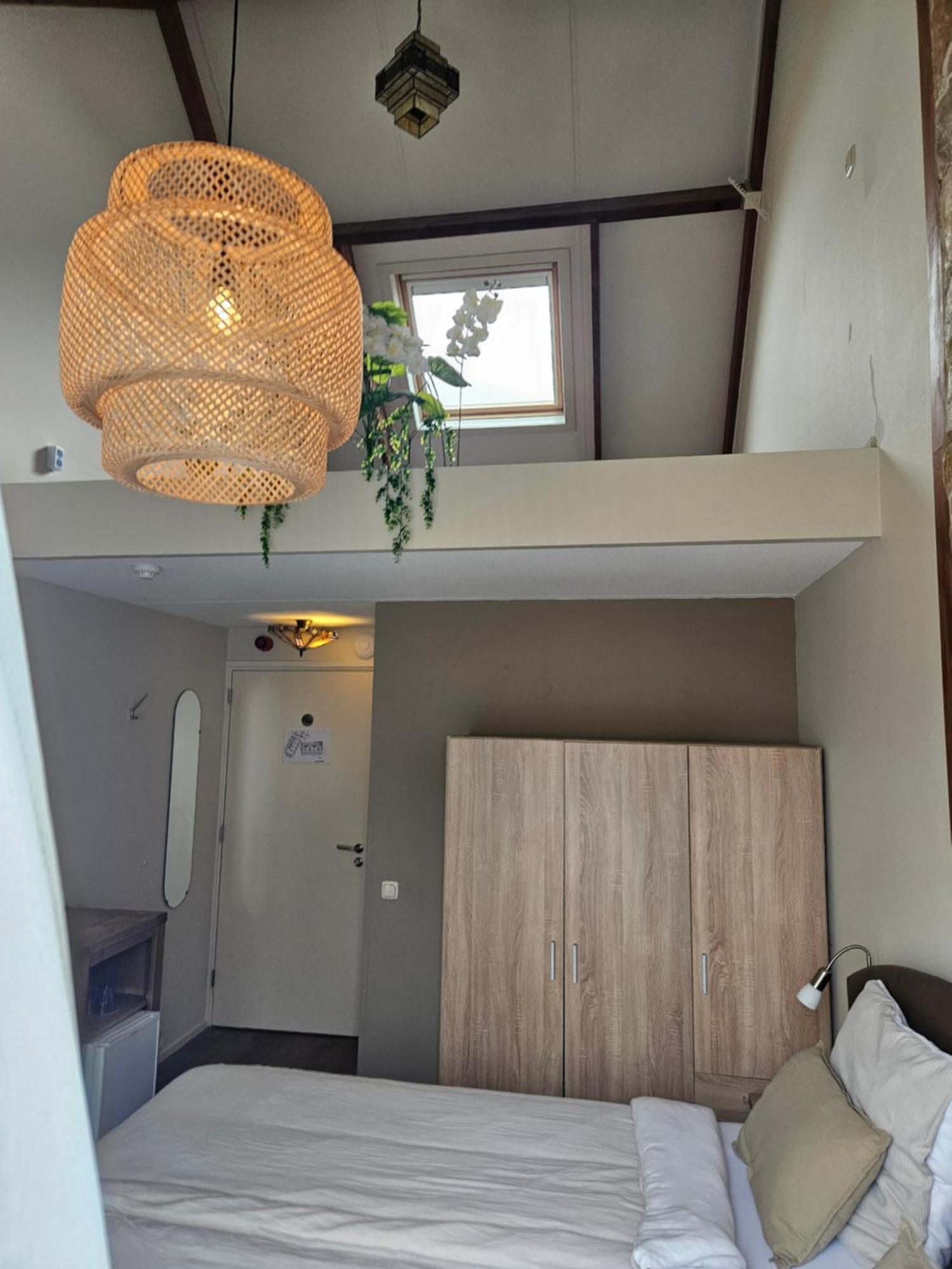 Hotel Dolores Ameland 네스 외부 사진