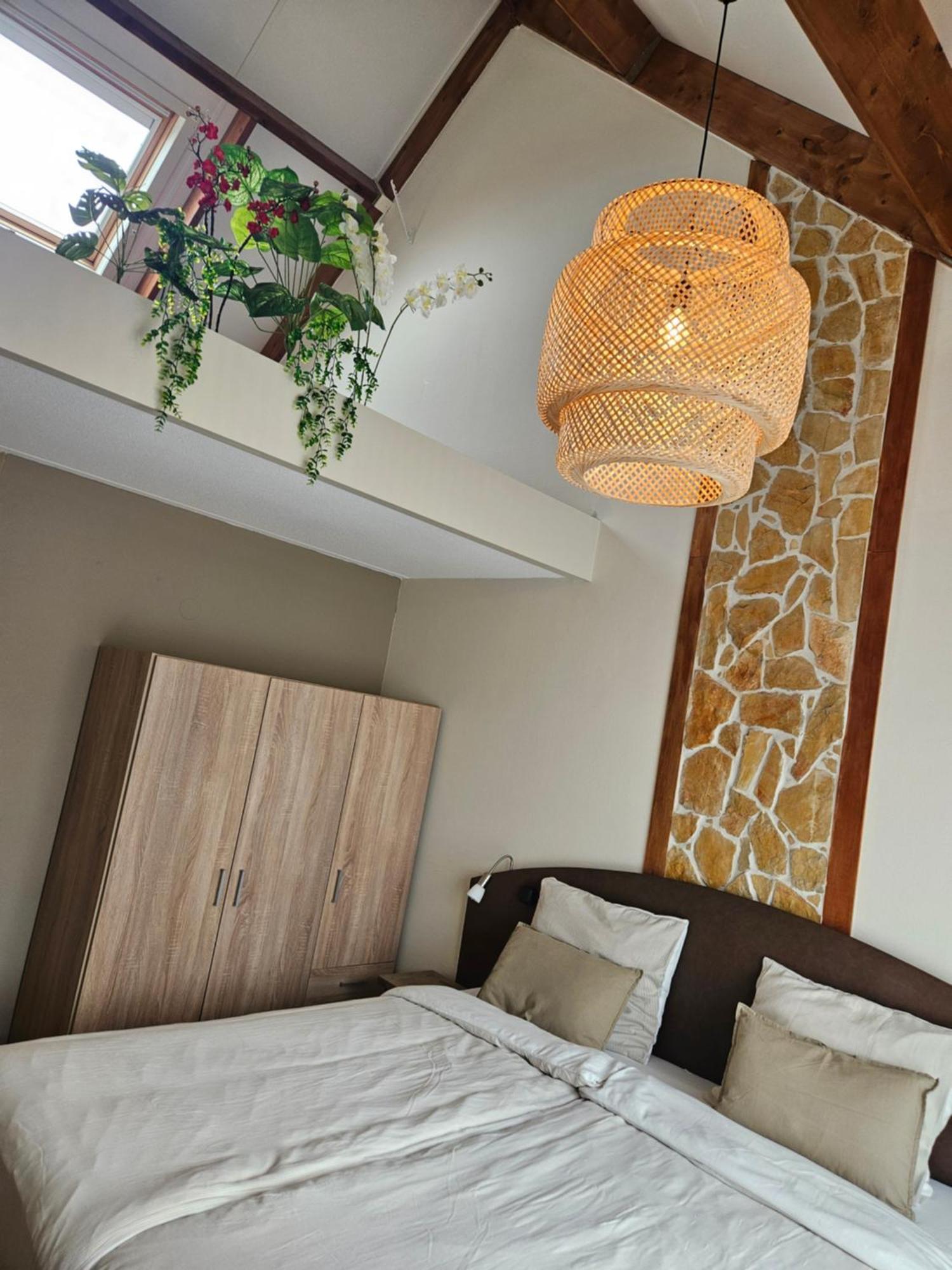 Hotel Dolores Ameland 네스 외부 사진