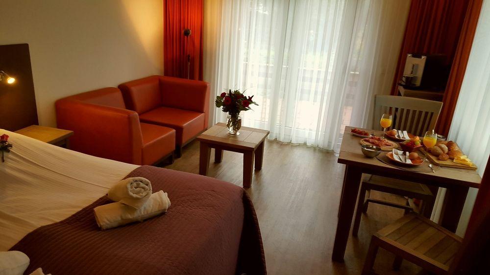 Hotel Dolores Ameland 네스 외부 사진