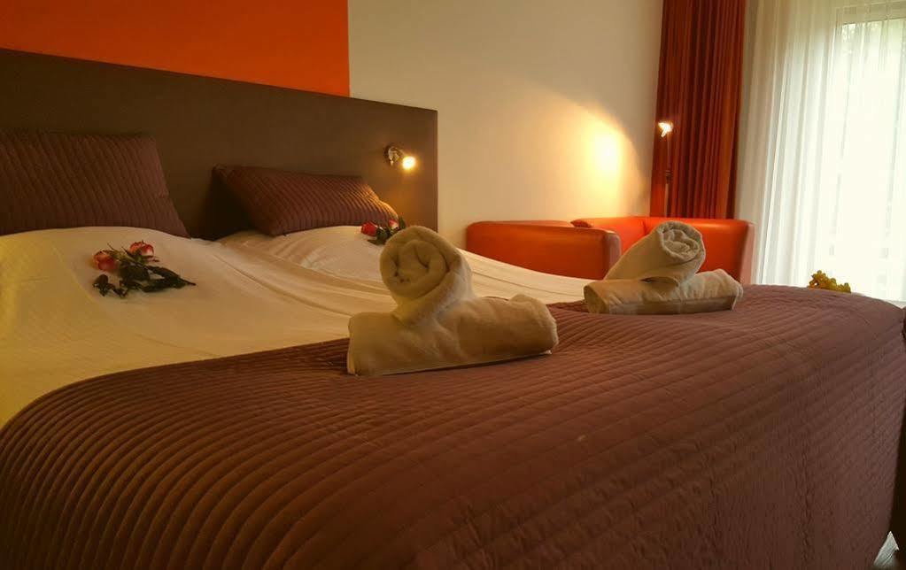 Hotel Dolores Ameland 네스 외부 사진